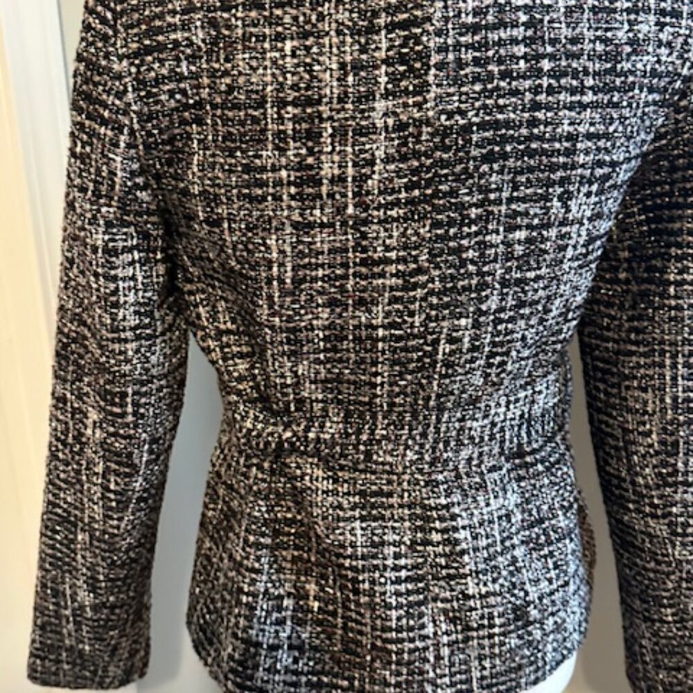 Brand new Banana Republic Jacket, Size XS - Picture 10 of 11